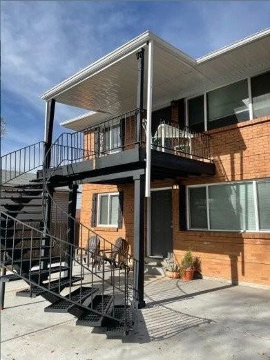 339E E Blaine Ave #1 - Photo 2 of 18