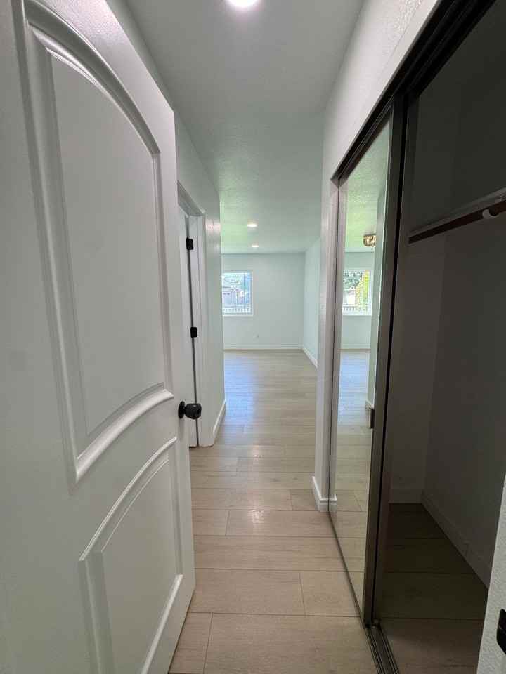 359 Christina Dr - Photo 6 of 21