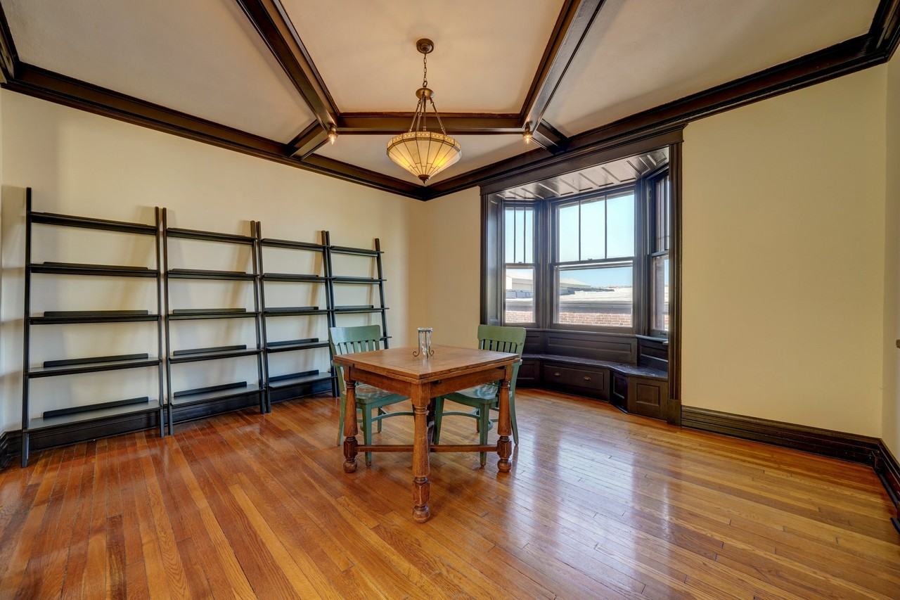 3548 Victor St #3W - Photo 7 of 20