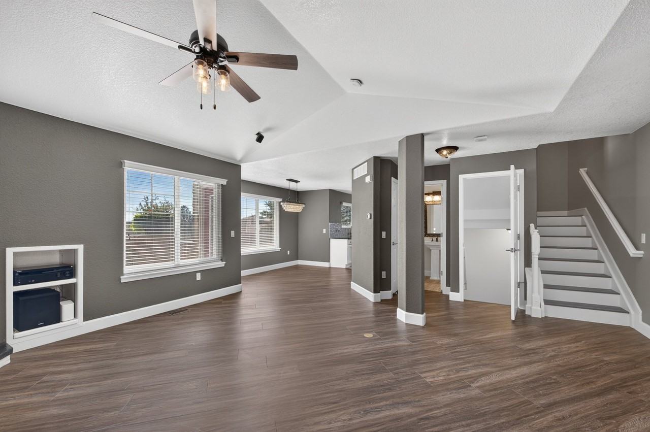 22015 E Jamison Pl - Photo 2 of 22