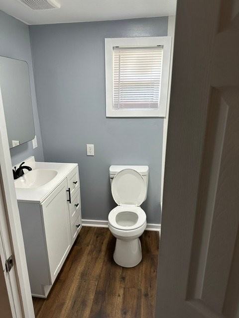 413 Frank St - Photo 5 of 15