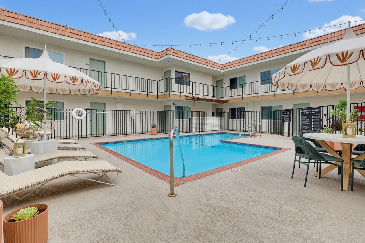 Palms Apartments - Photo 6 of 27
