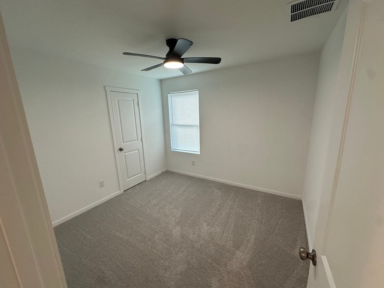 10735 Minuet Ln - Photo 6 of 27
