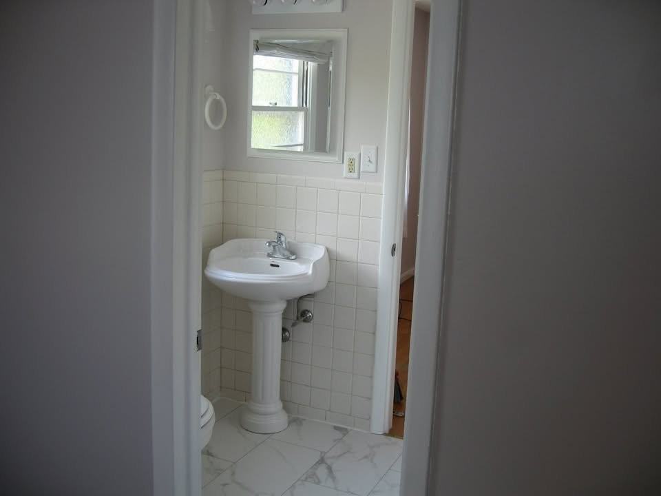 737 1/2 Winchester Ave #0 - Photo 3 of 5