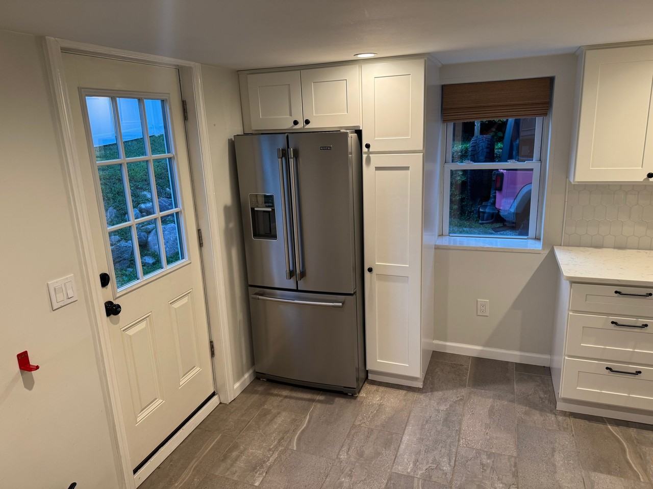 25 Hibernia Ave - Photo 4 of 15