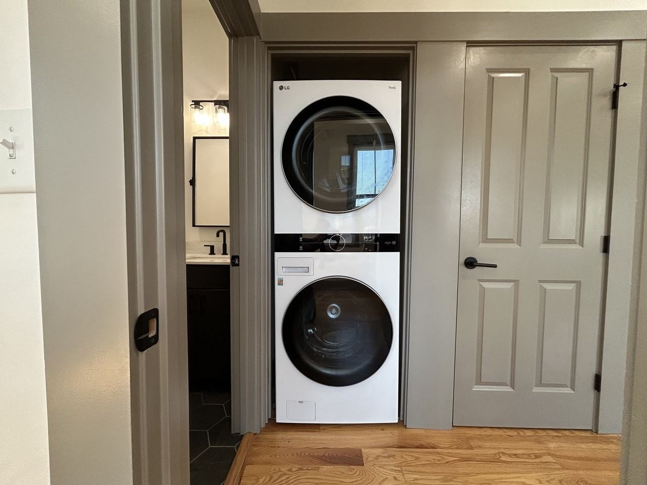 1725 Elm St #4 - Photo 5 of 9