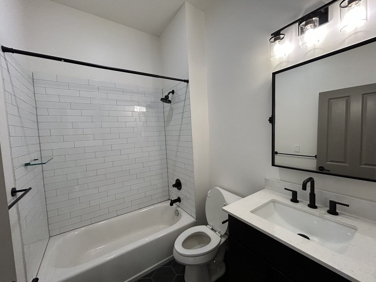 1725 Elm St #4 - Photo 6 of 9