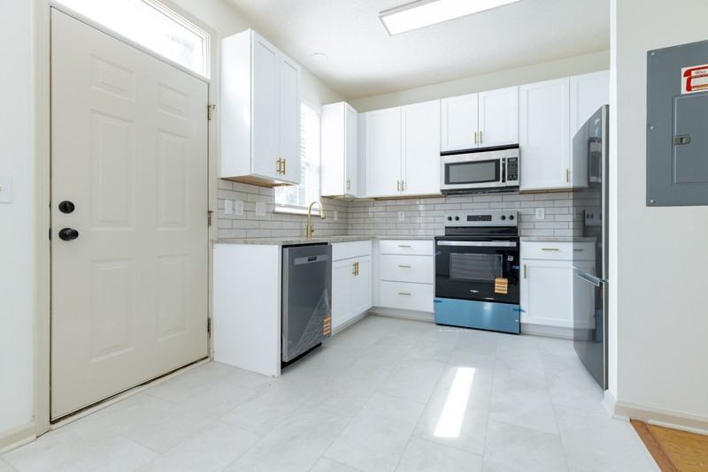 4012 Gullah Ave - Photo 7 of 17