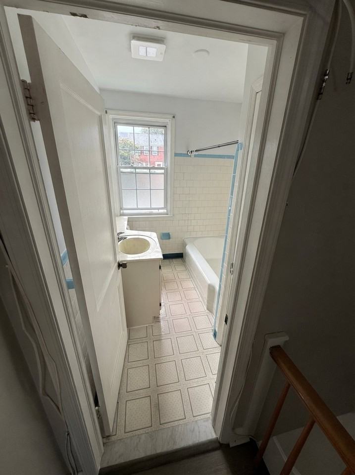 1626 Feldbrook Rd - Photo 6 of 12