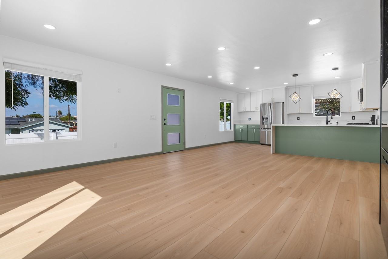 3909 Marine View Ave #1 - Photo 3 of 16