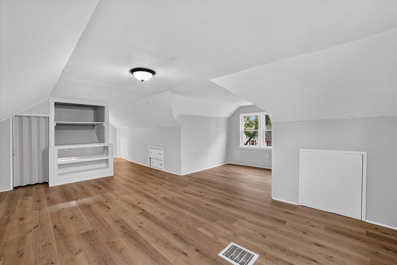 14112 Krems Ave - Photo 6 of 20