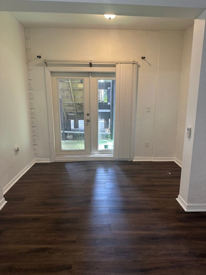 656 Beach Dr Ne #276-02 - Photo 5 of 9