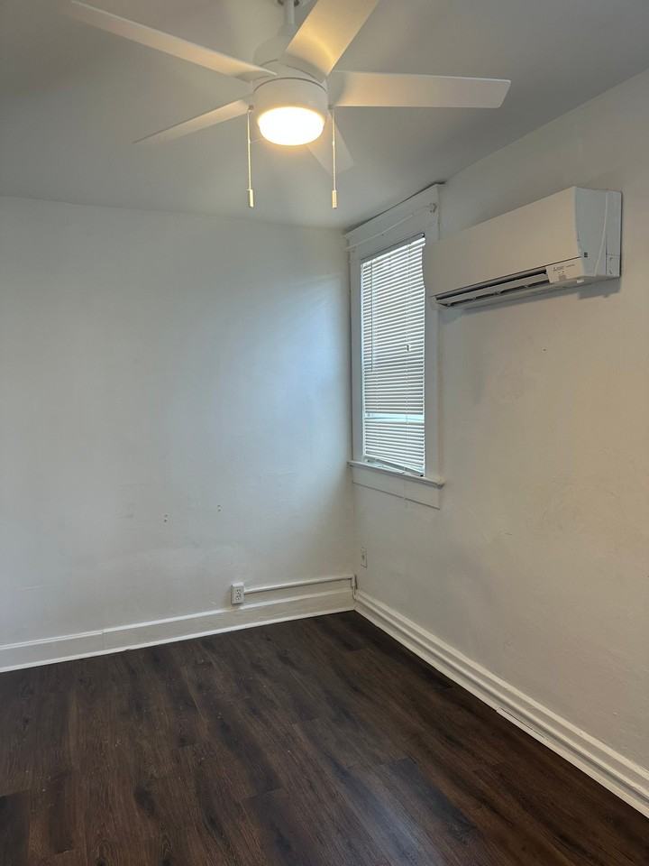 656 Beach Dr Ne #276-02 - Photo 7 of 9