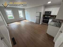 featured image of 52 Pitman St #1E