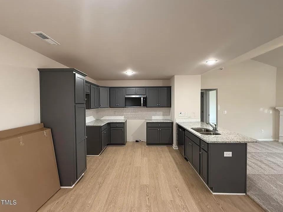 193 Magnolia Run Way - Photo 6 of 11