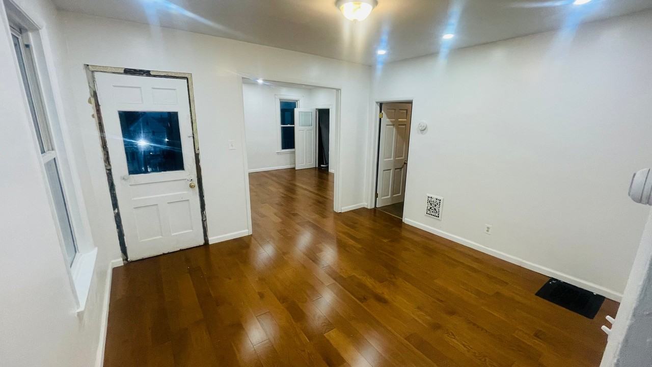 1334 Blandina St #2 - Photo 4 of 12