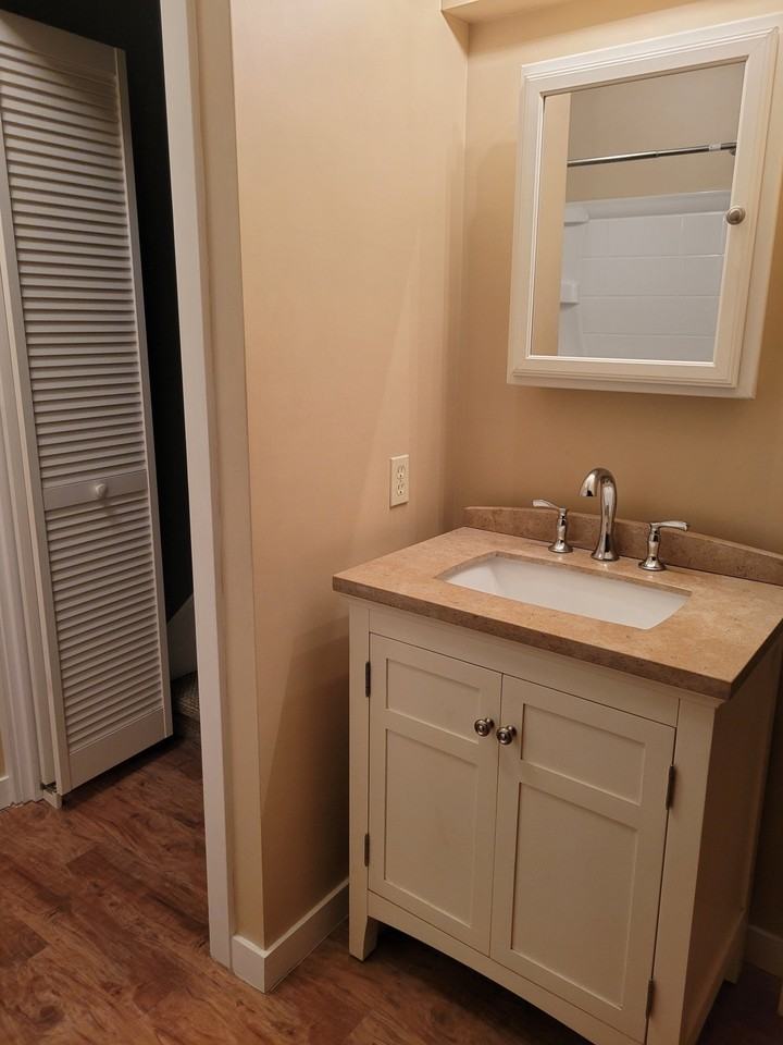 15309 Parker Rd - Photo 5 of 10