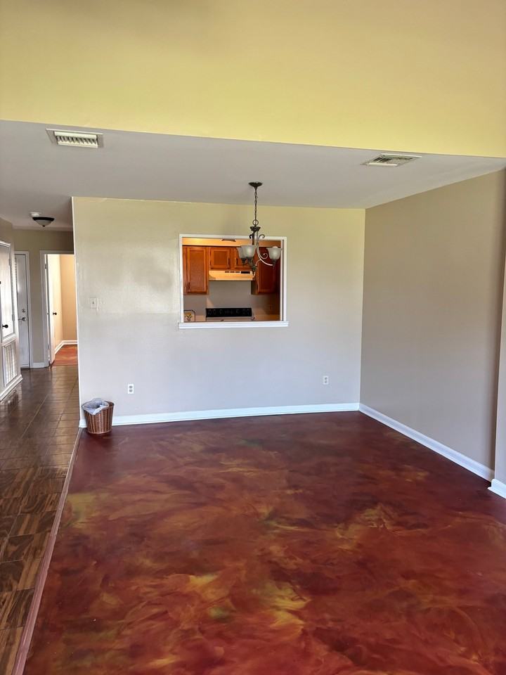 1201 Carriage Light Loop - Photo 2 of 14
