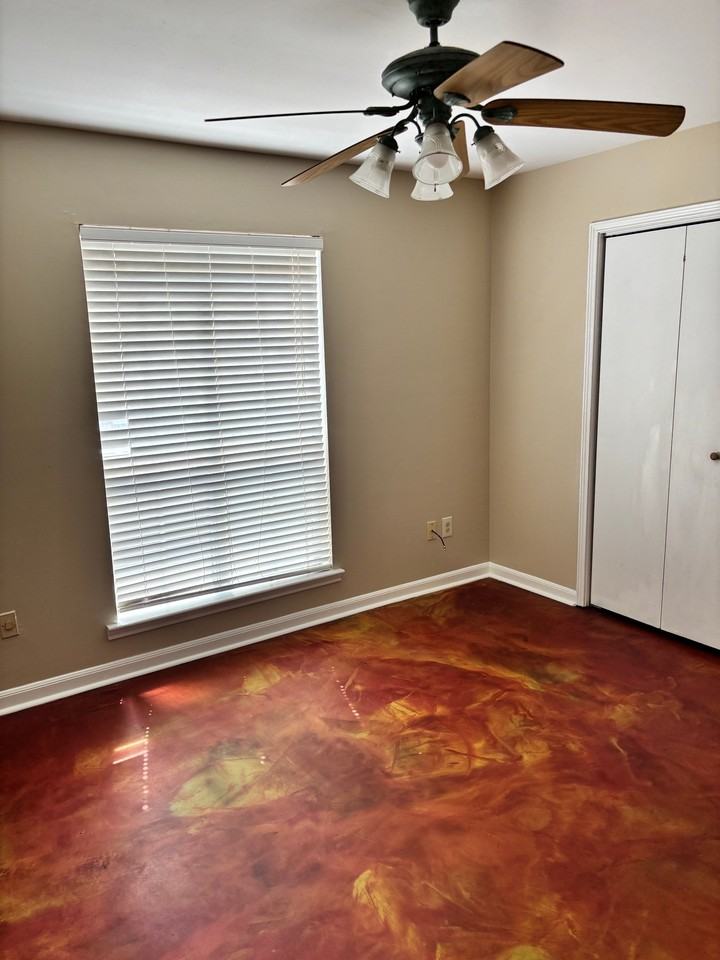 1201 Carriage Light Loop - Photo 5 of 14
