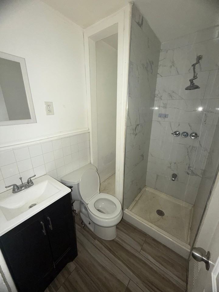 343 Pearl St - Photo 5 of 9