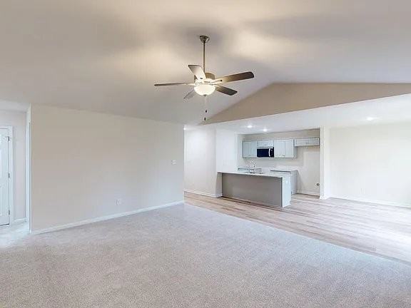304 Sandy Springs Dr - Photo 6 of 17