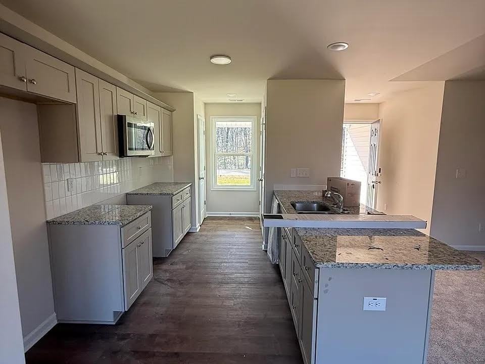 148 Phil Jack Rd - Photo 3 of 12