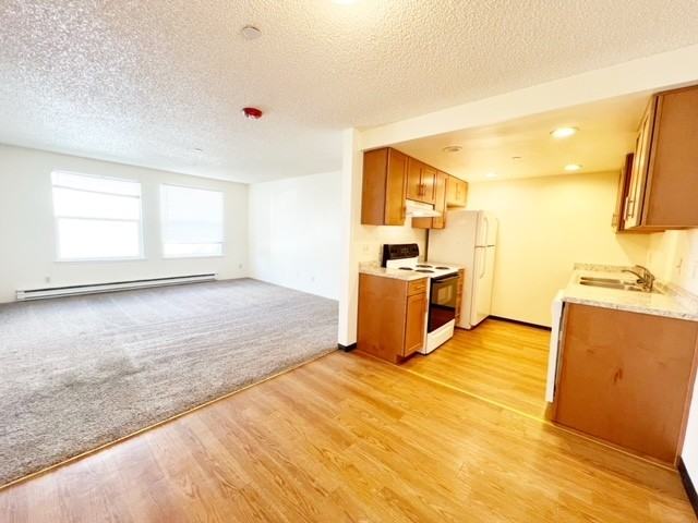 Centennial Apartments - Photo 4 of 17