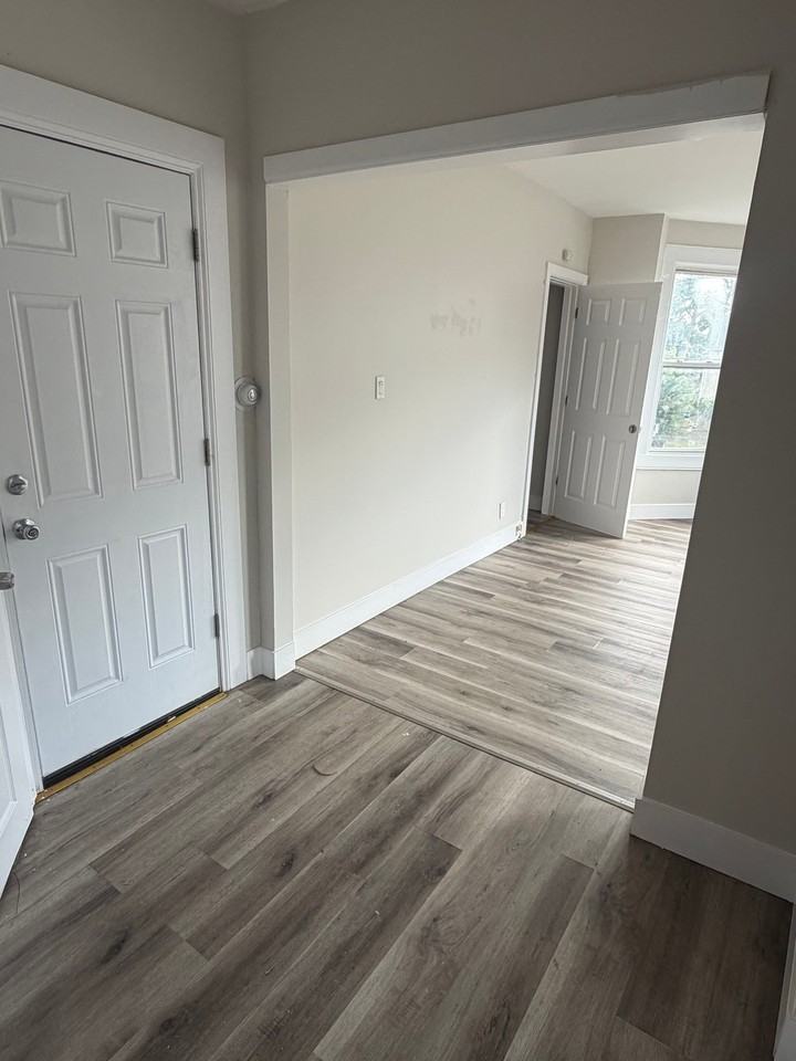 755 Ogden St #2 - Photo 4 of 14