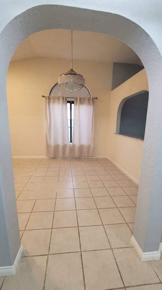4339 E Avenue Q11 - Photo 5 of 17