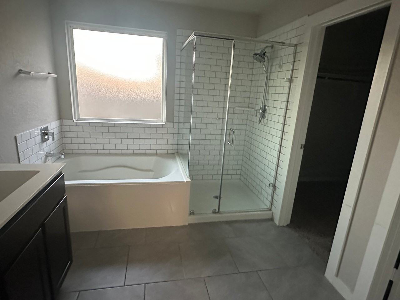7634 Ramsgate Cliff Ln - Photo 5 of 17