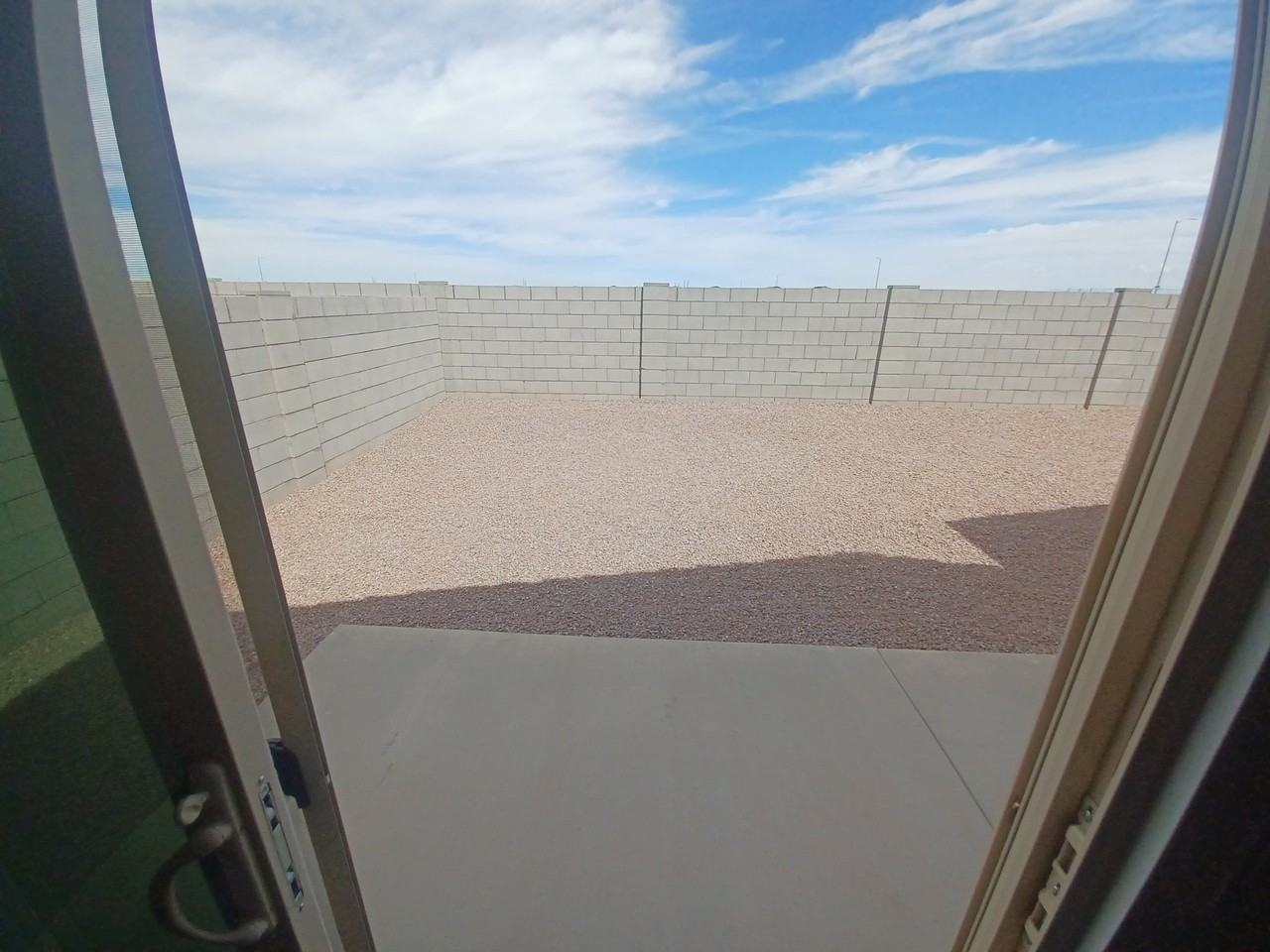 1362 W Aztec Dr - Photo 3 of 16