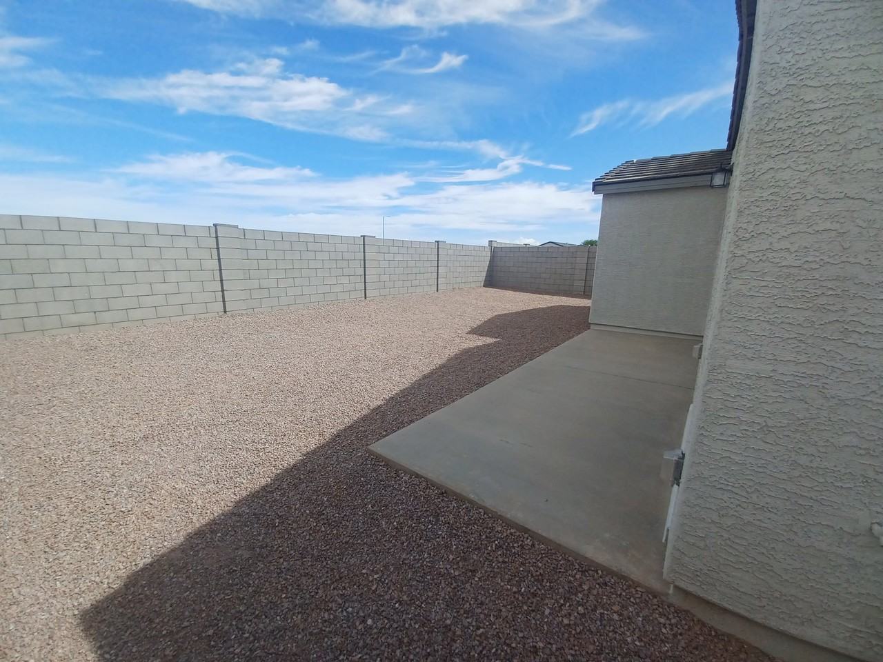 1362 W Aztec Dr - Photo 4 of 16