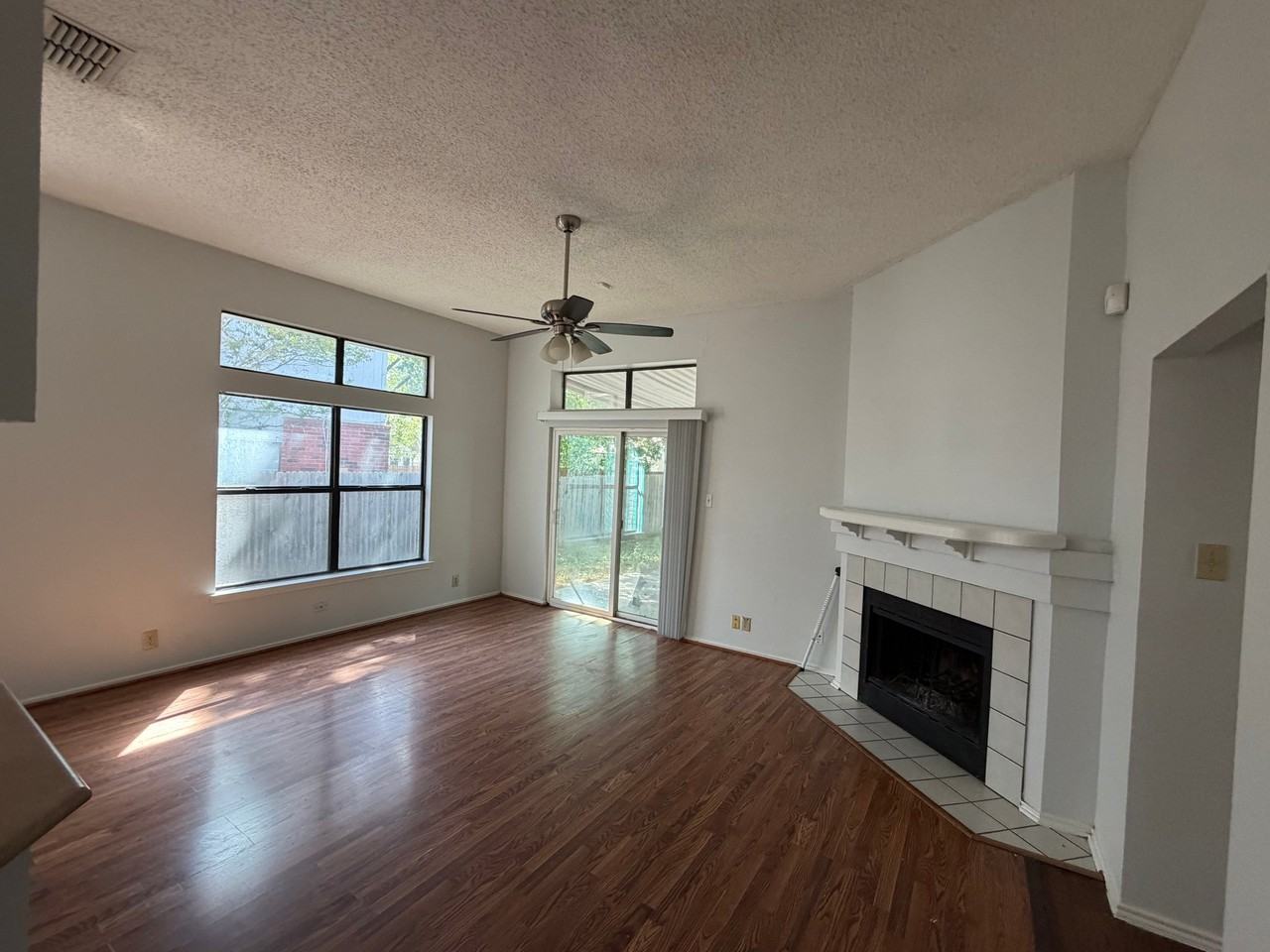 8023 Dove Trail Dr - Photo 3 of 19