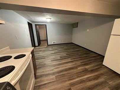 376 I St - Photo 4 of 11