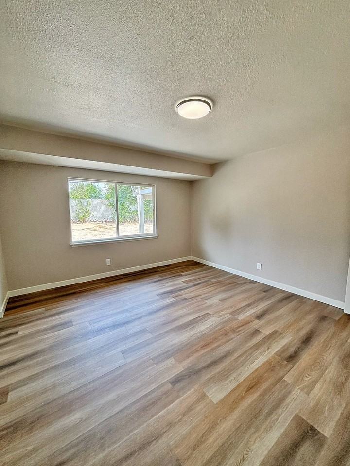 4127 Seymour St - Photo 7 of 17