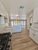 featured image of 4127 Seymour St