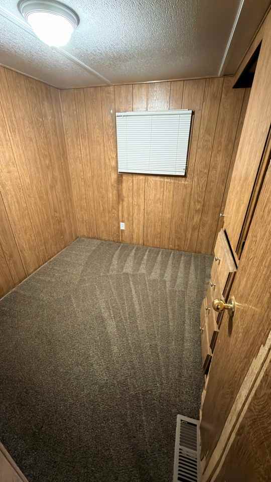845 W.S. #19 - Photo 4 of 7