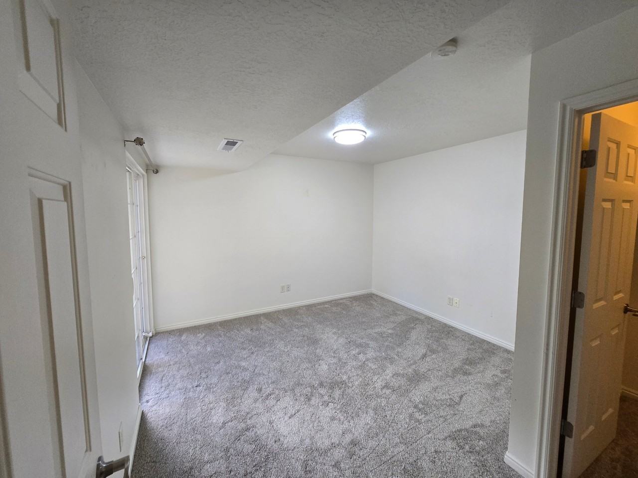 1344 Westnorth #2ndFL - Photo 4 of 8