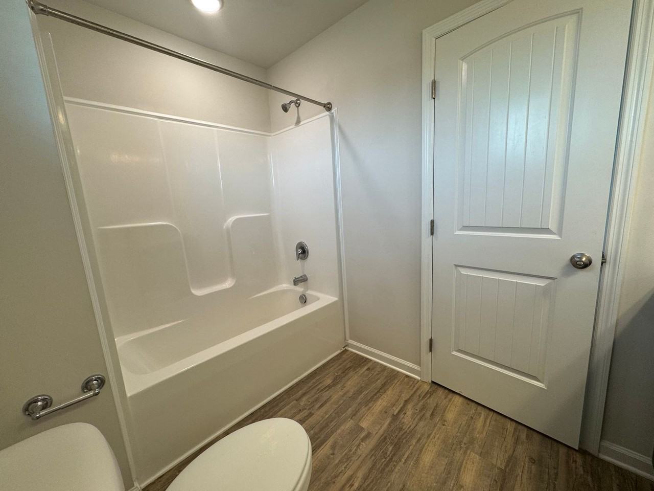 102 Daymark Dr - Photo 7 of 27