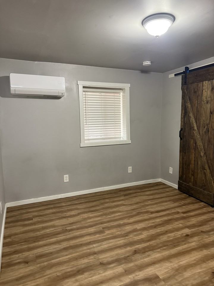 2634 Quincy Avenue - Photo 4 of 30