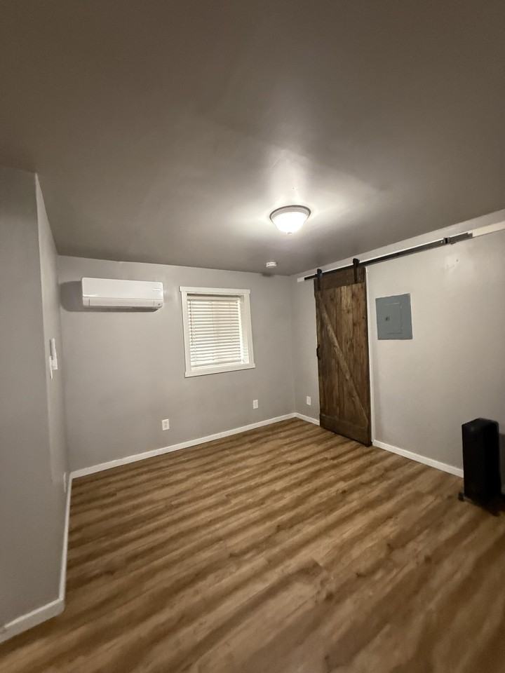 2634 Quincy Avenue - Photo 7 of 30