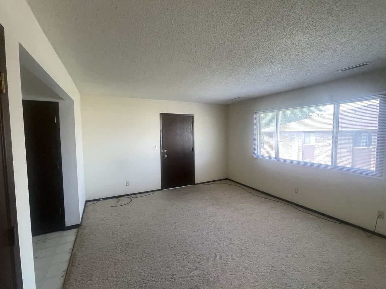 Raceway Apartments - Photo 3 of 28