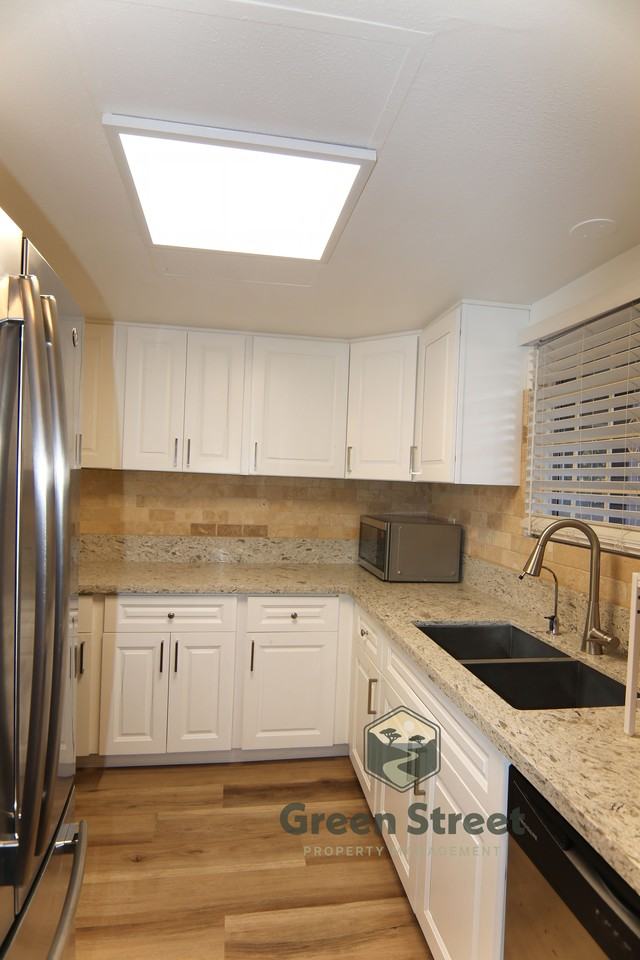 4240 Menlo Avenue - 1Unit 5 #1 - Photo 2 of 19