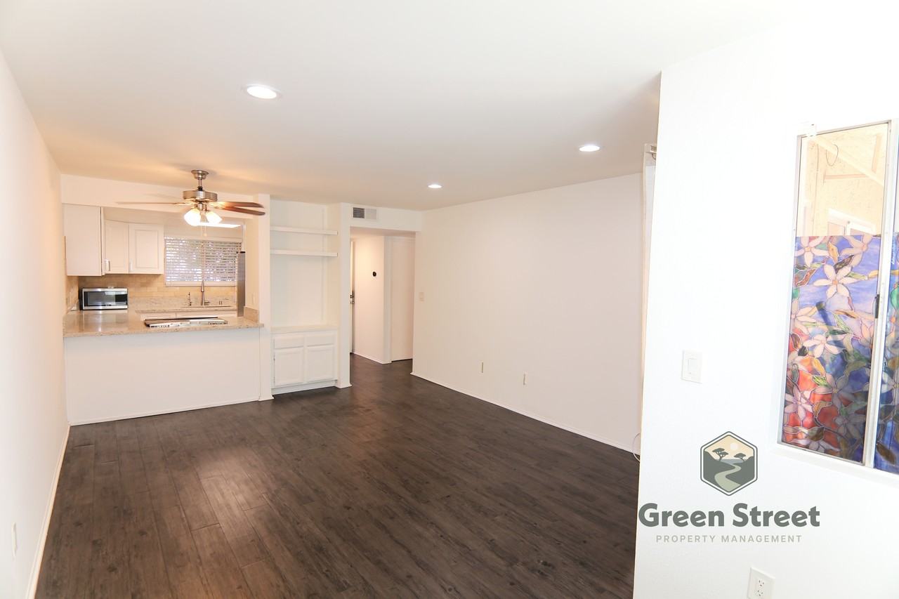 4240 Menlo Avenue - 1Unit 5 #1 - Photo 6 of 19