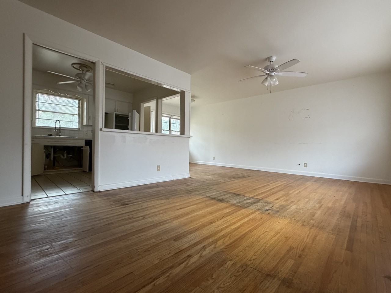 201 Hiawatha Dr #1 - Photo 4 of 43