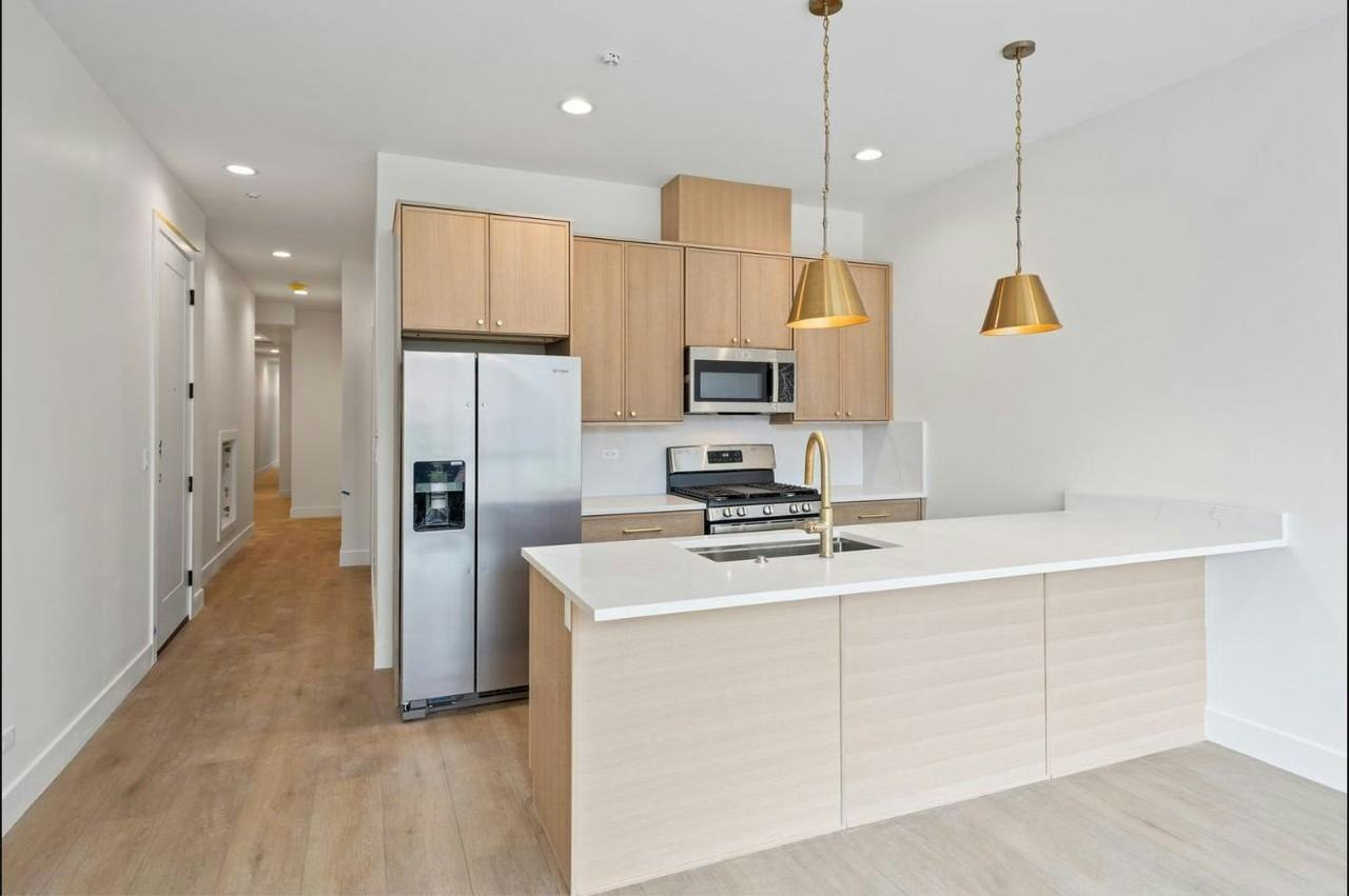 1313 West Taylor Street, Unit 2 - Photo 7 of 26