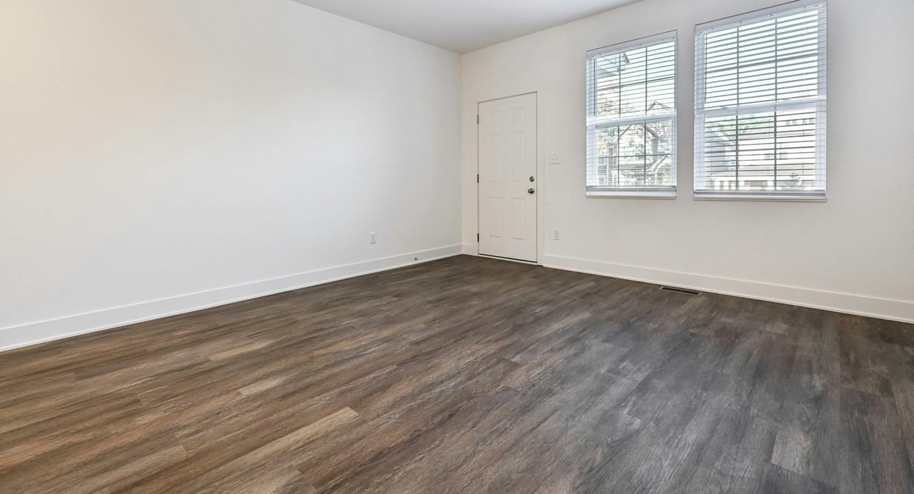 2702 Winthrop Ave, Unit C - Photo 5 of 15