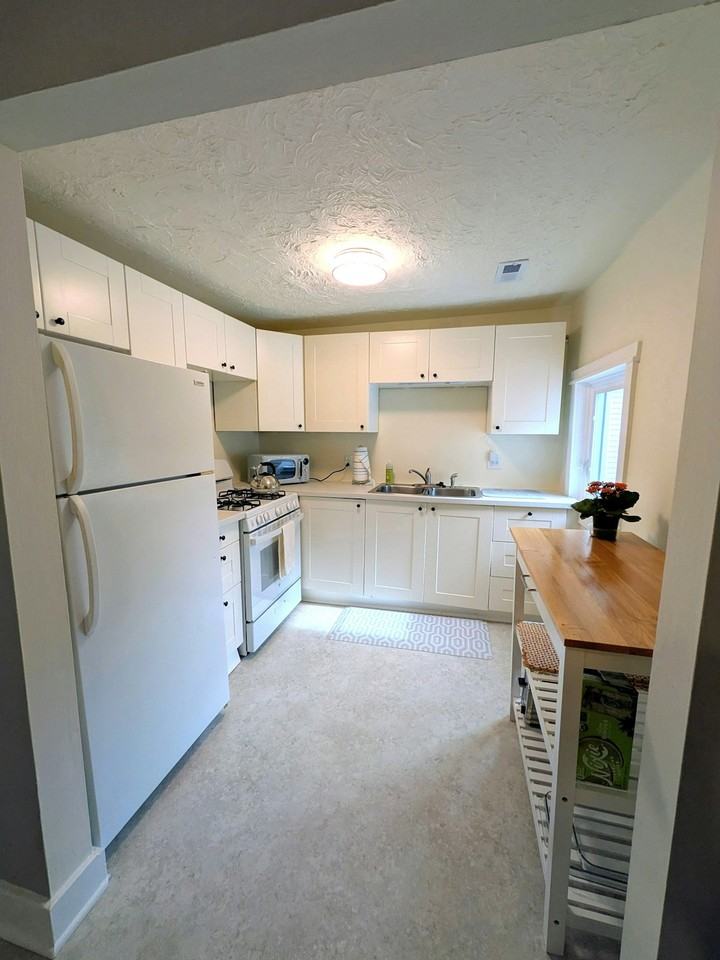 2035 East Dayton Street, Unit #2 - Photo 3 of 11