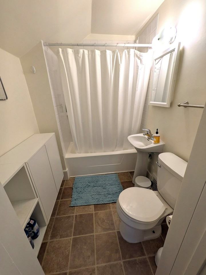 2035 East Dayton Street, Unit #2 - Photo 5 of 11