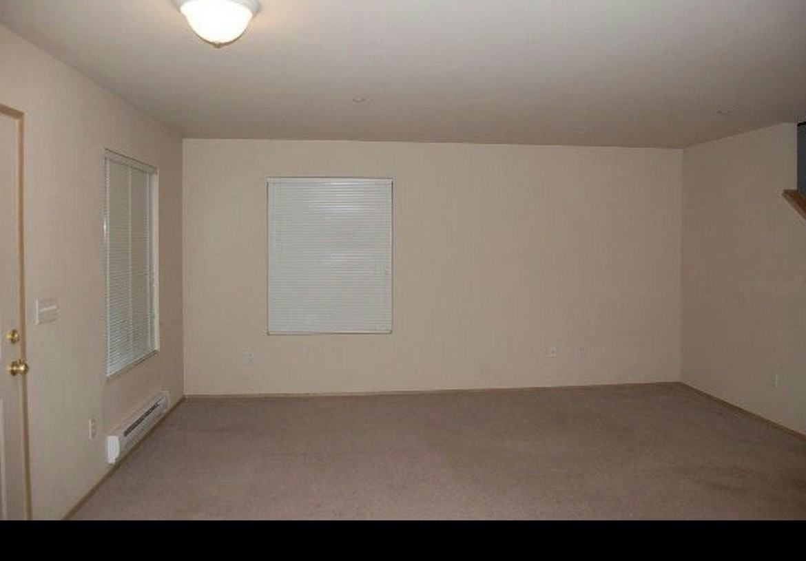 3064 Hoffman Hill Boulevard - Photo 4 of 6
